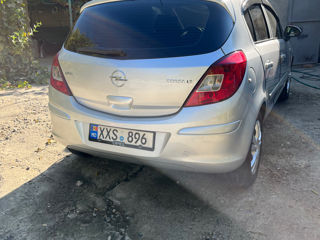 Opel Corsa foto 2