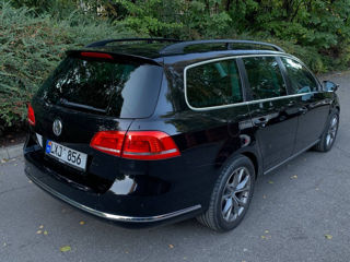 Volkswagen Passat foto 2