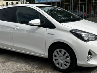 Toyota Yaris foto 8