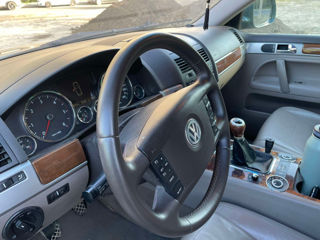 Volkswagen Touareg foto 5