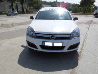 Opel Astra foto 1