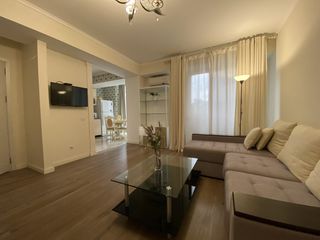 Apartament cu 2 camere, 55 m², Centru, Chișinău foto 3