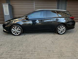 Toyota Auris foto 4