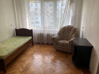 Apartament cu 4 camere, 95 m², Ciocana, Chișinău foto 3