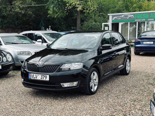 Skoda Rapid foto 1