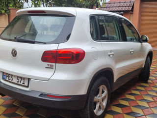 Volkswagen Tiguan foto 4