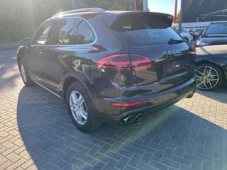 Porsche Cayenne foto 4