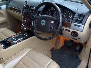 Volkswagen Touareg foto 5