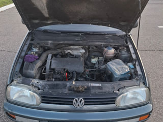 Volkswagen Golf foto 8