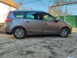 Renault Grand Scenic foto 3