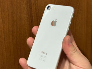 iPhone 8 alb 64 GB