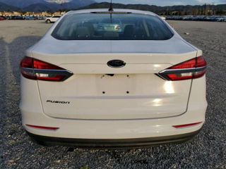 Ford Fusion foto 5