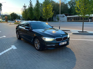 BMW 5 Series foto 2