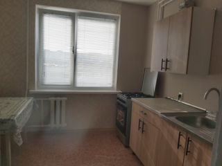 Apartament cu 2 camere, 56 m², Botanica, Chișinău foto 4