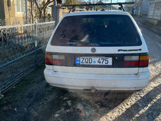 Volkswagen Passat foto 4