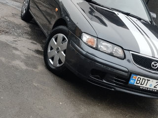 Mazda 626 foto 4