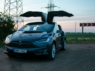 Tesla Model X foto 5