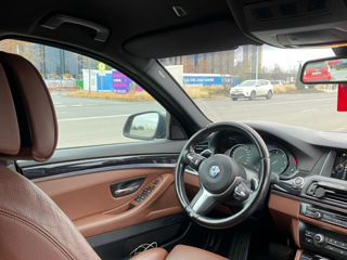 BMW 5 Series foto 4