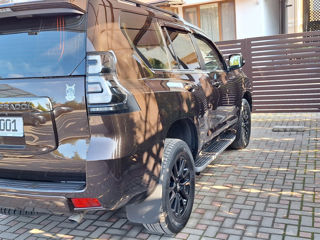 Toyota Land Cruiser Prado foto 10