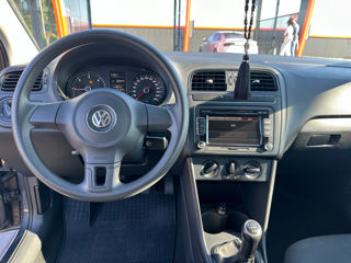 Volkswagen Polo foto 4