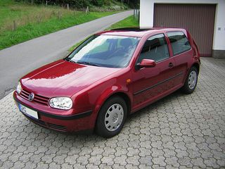 Volkswagen Golf foto 1