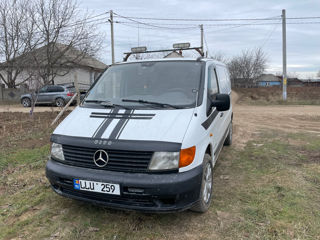 Mercedes Vito foto 2