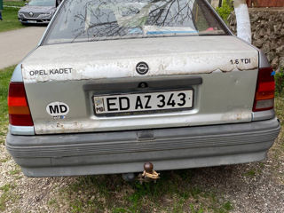 Opel Kadett foto 5