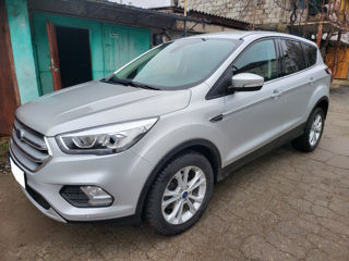 Ford Kuga foto 3