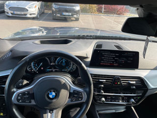 BMW 5 Series foto 8