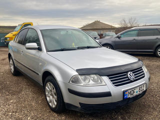 Volkswagen Passat foto 3