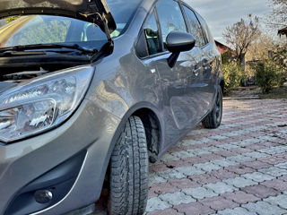 Opel Meriva foto 2