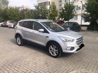 Ford Kuga foto 4