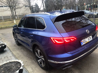 Volkswagen Touareg foto 9