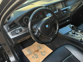 BMW 5 Series foto 9