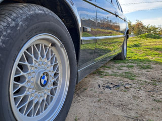 BMW 5 Series foto 9