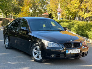 BMW 5 Series foto 2