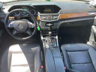 Mercedes E-Class foto 8