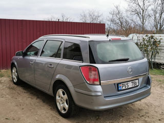 Opel Astra foto 3