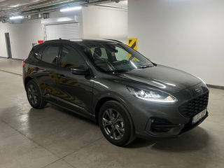 Ford Kuga foto 2