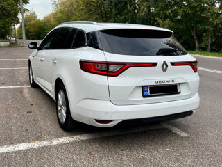 Renault Megane foto 2