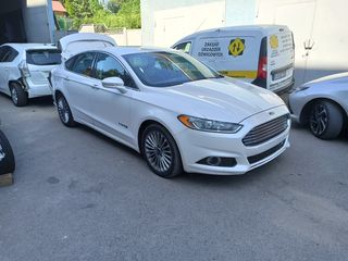 Ford Fusion USA, Ford C-Max USA foto 2