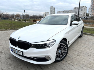 BMW 5 Series foto 1