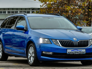 Skoda Octavia foto 1