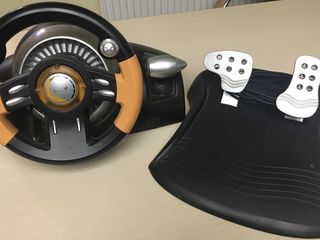 Игровая консоль (руль и педали) Genius Speed Wheel 3 MT/Wheel. Почти новое. Дешево. обмен foto 2