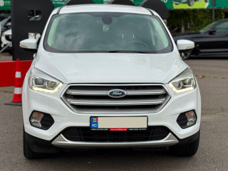 Ford Kuga foto 2