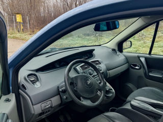 Renault Grand Scenic foto 8