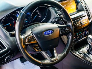 Ford Focus foto 7