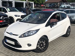 Ford Fiesta foto 1