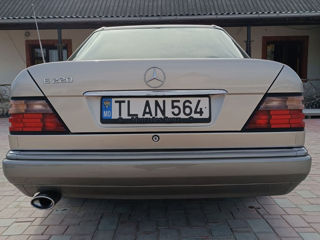 Mercedes Series (W124) foto 10