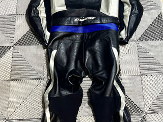 Costum dainese mărimea 50 foto 3